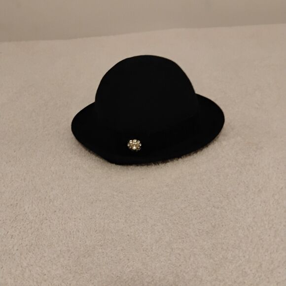 Vintage 100% Wool Cloche Brooch Roaring Twenties Retro Flapper Girl 20s - Picture 2 of 8